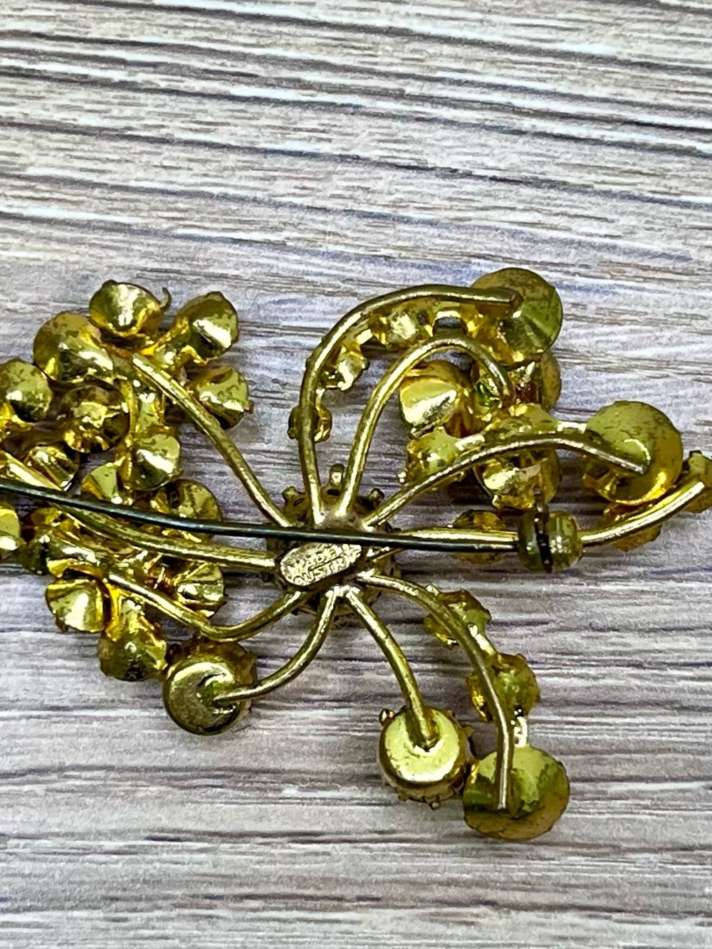 Made in Austria gold tone faux topaz citrine watermelon glass rhinestones brooch - Picture 3 of 5